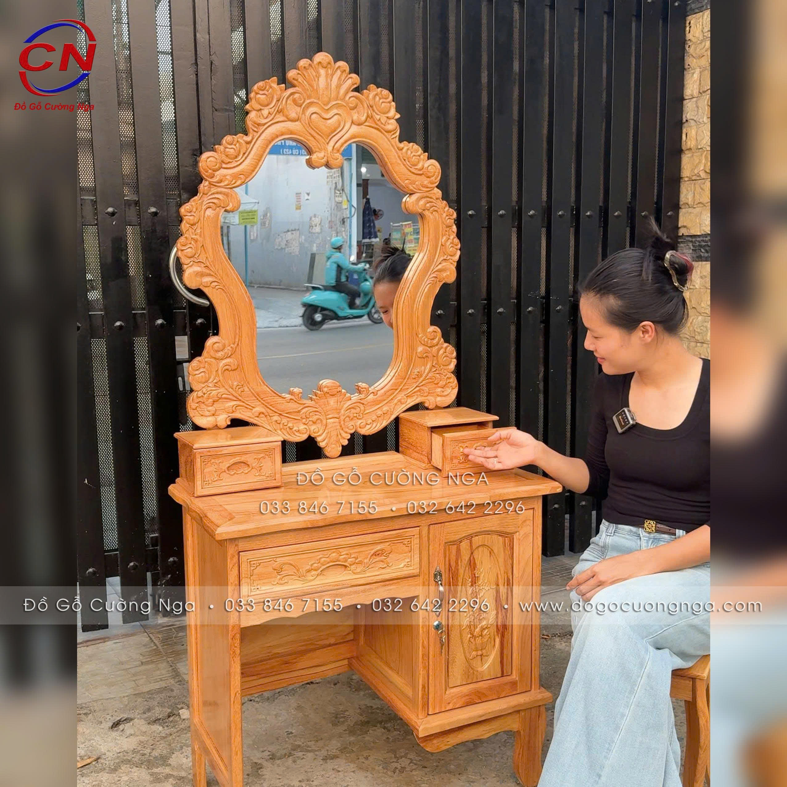 bàn trang điểm gỗ gõ đỏ 80cn