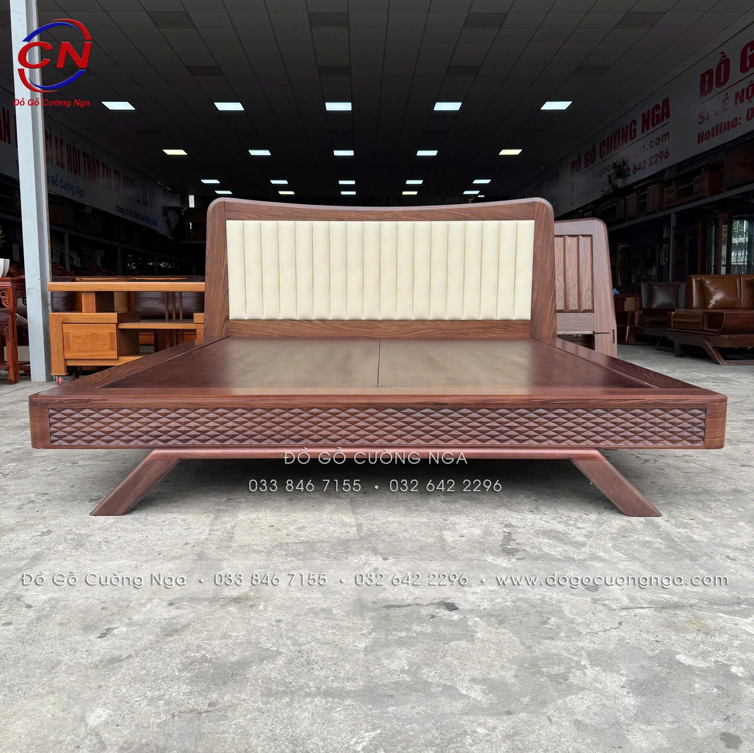 giường ngủ gỗ óc chó đầu nệm kiểu nhật 
