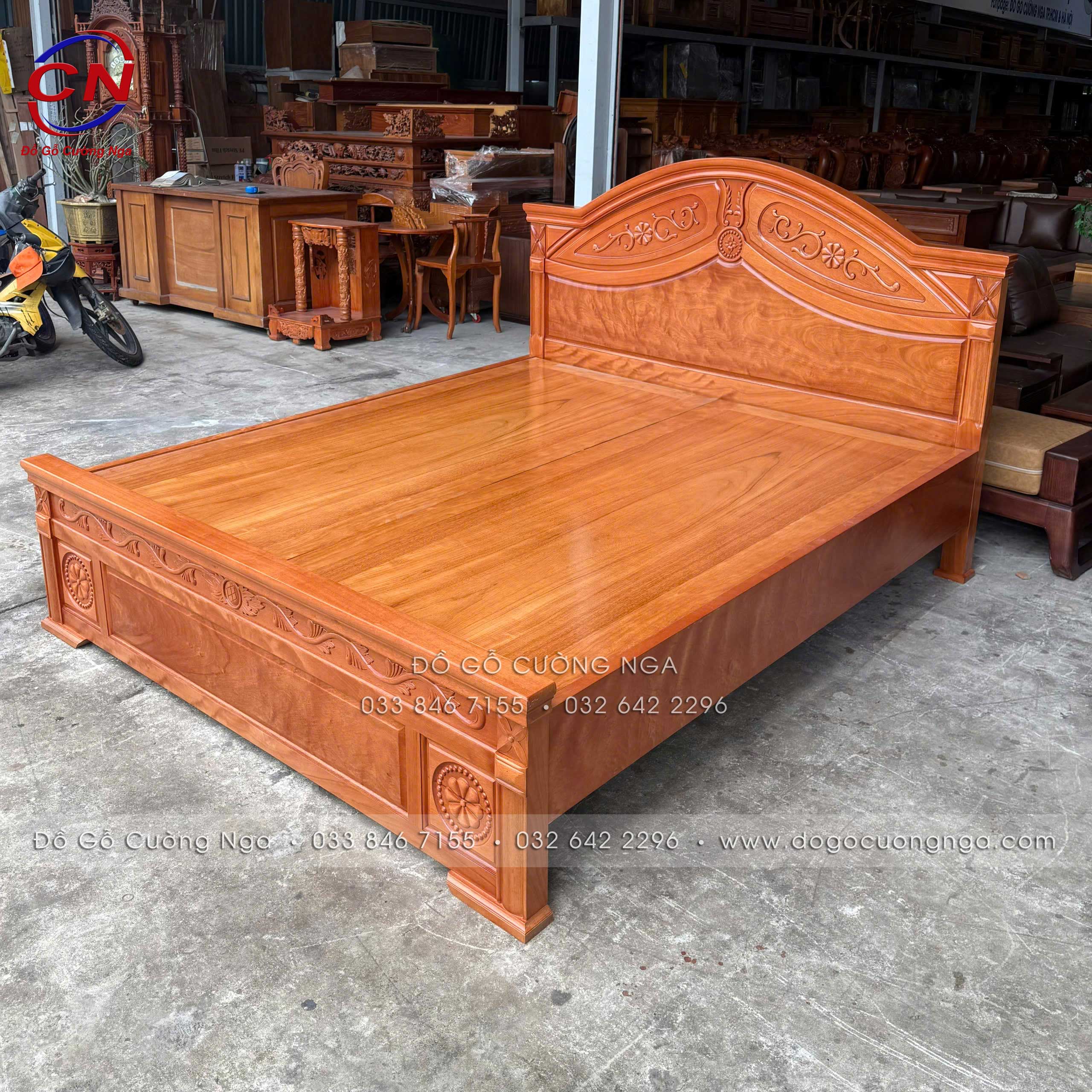 giường  ngủ gỗ đinh hương cao cấp 