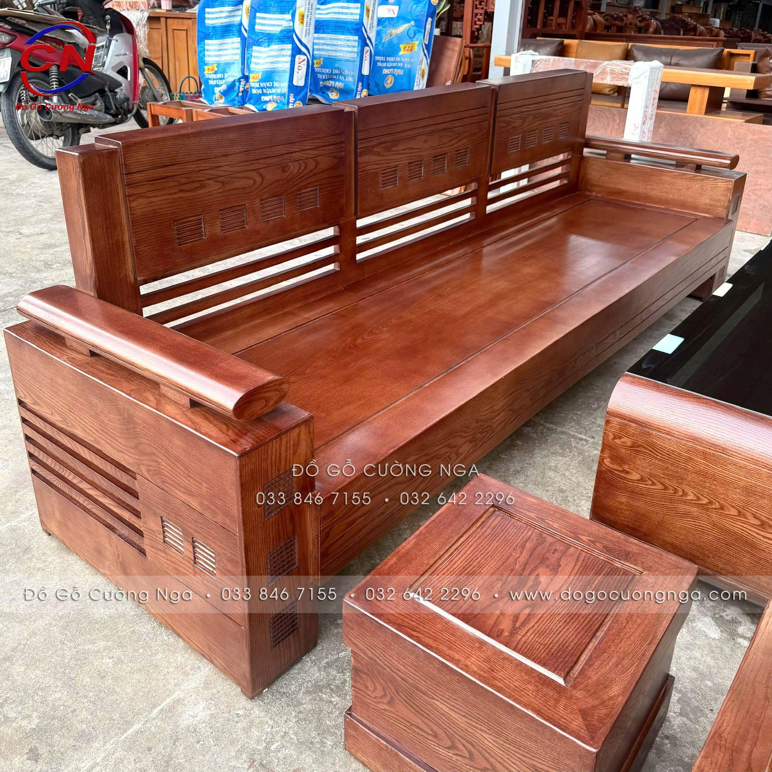 sofa gỗ sồi đối xứng