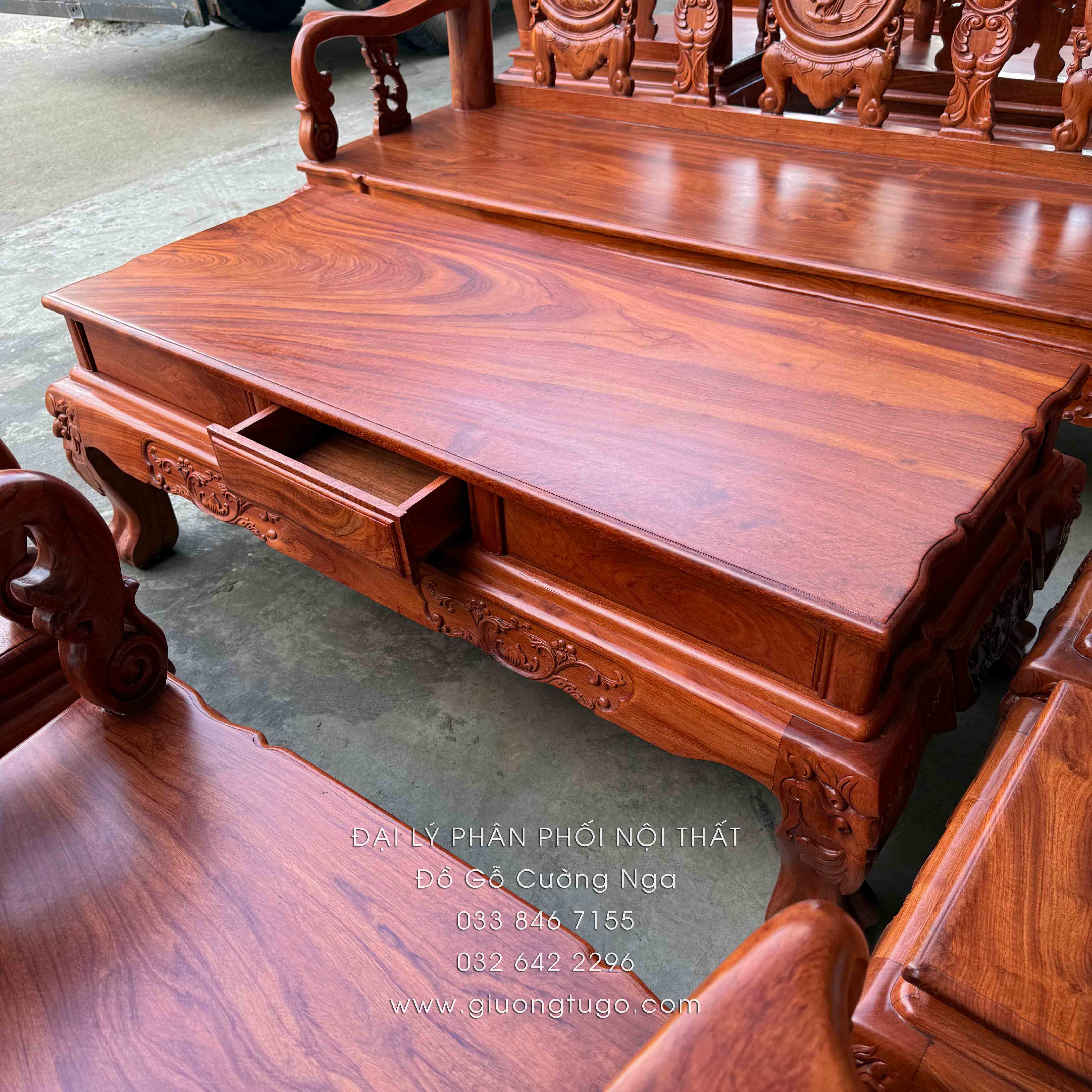 salon gỗ hương đá tay 10