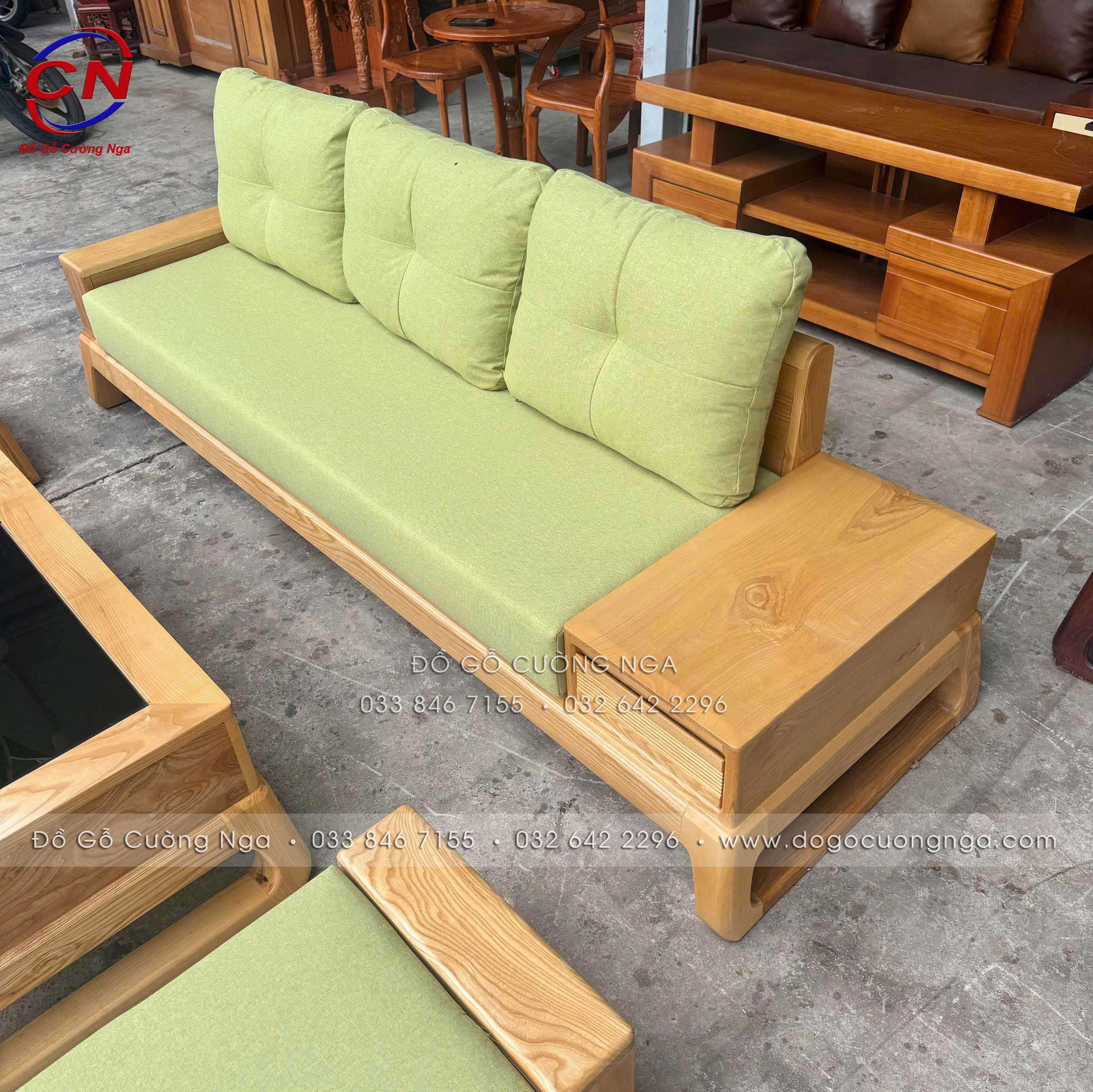 sofa văng gỗ sồi nga kèm nệm